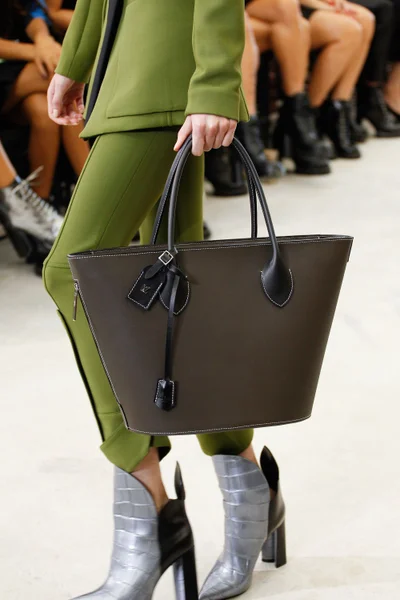 Look 5